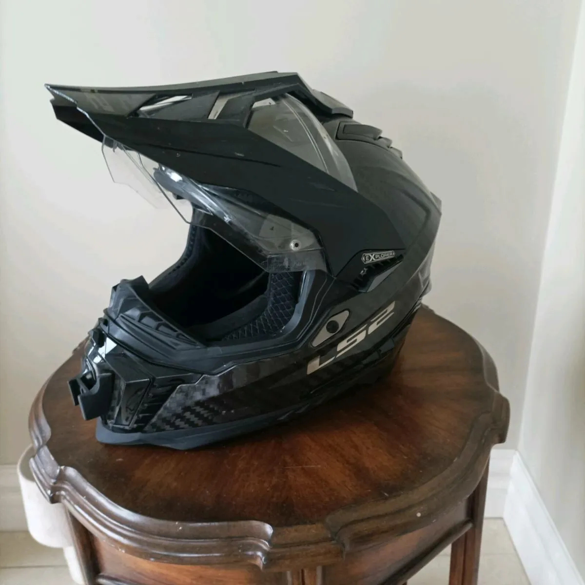 LS2 helmet - Image 1