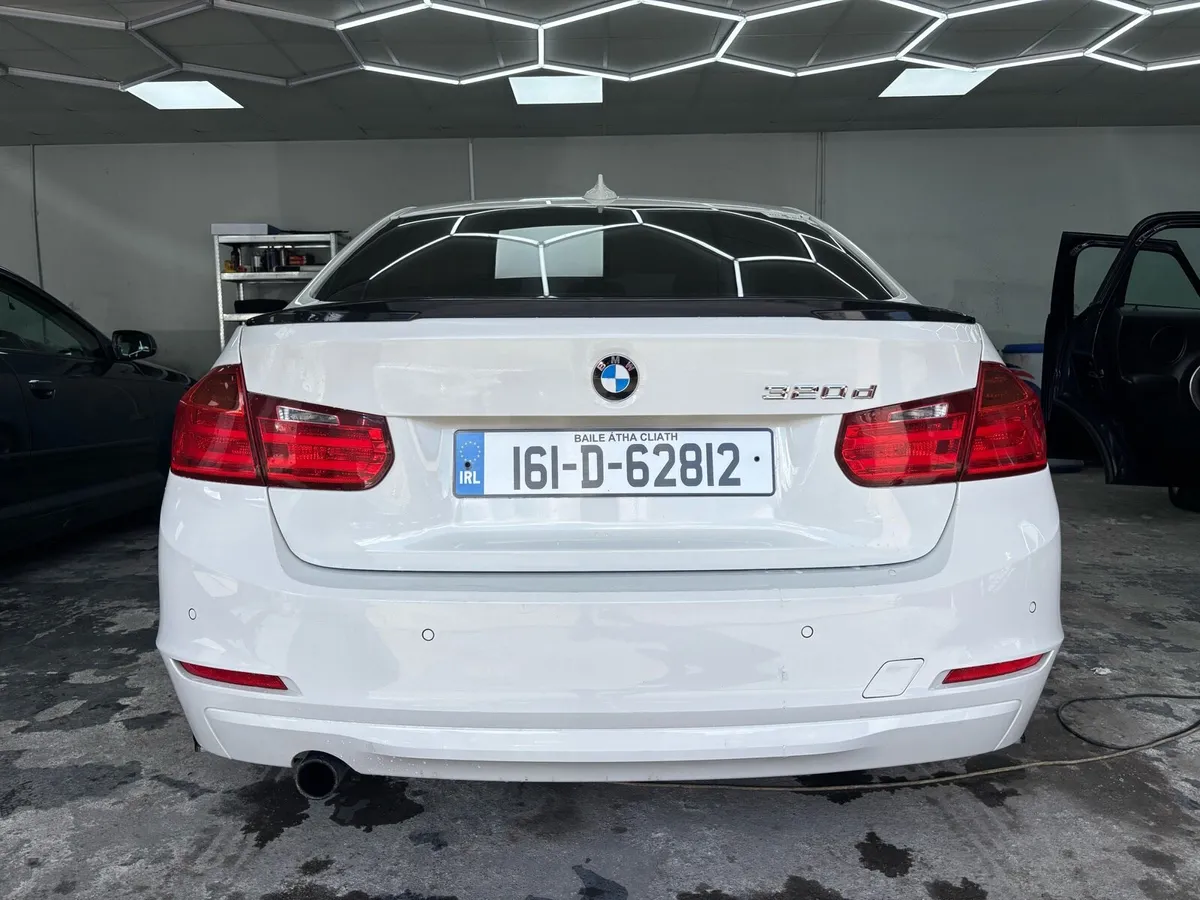 BMW 320D F30 Efficient Dynamic - Image 3