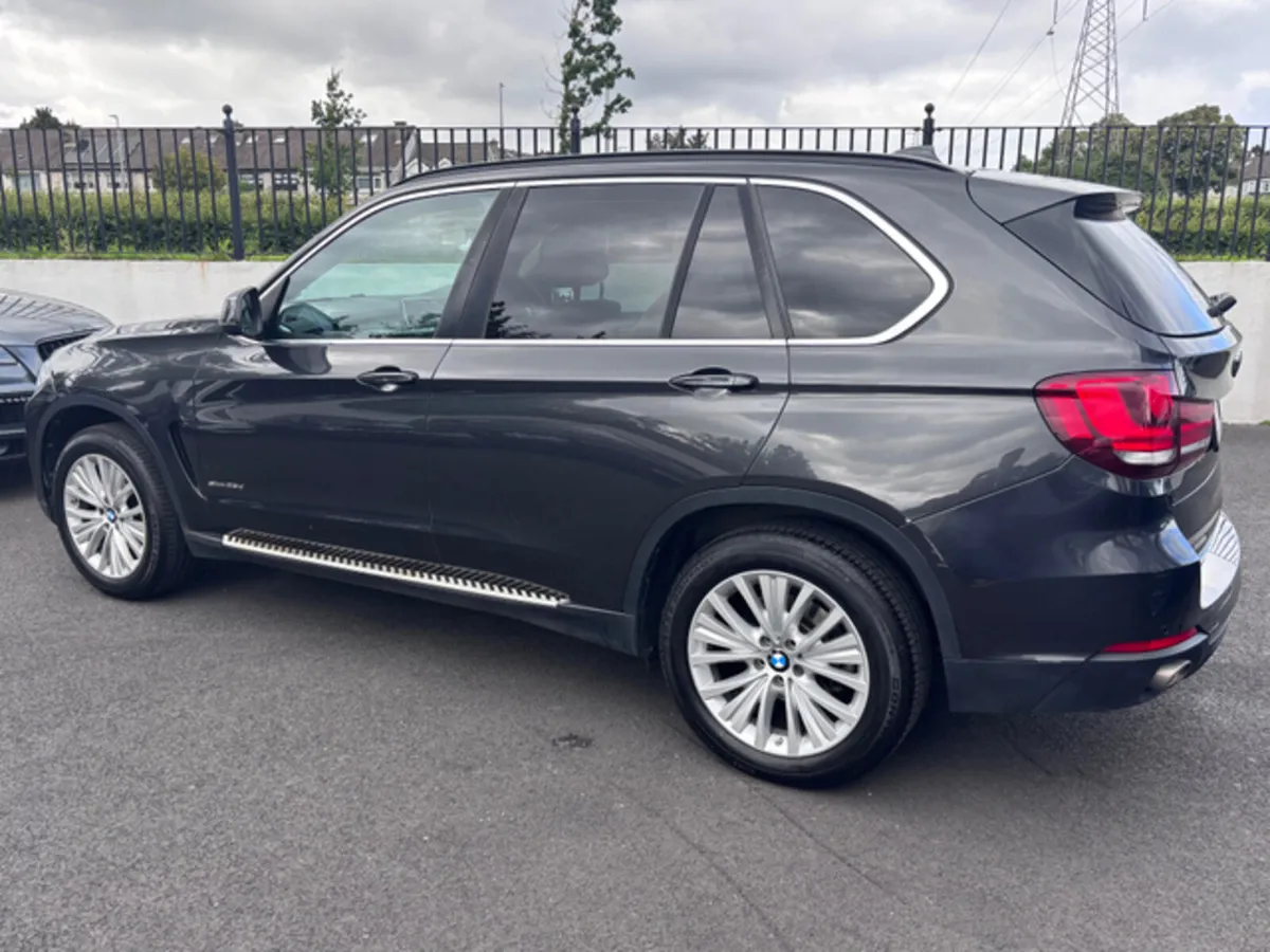 BMW X5 SDRIVE 25d DIESEL 7 SEATER // PAN SUNROOF - Image 3