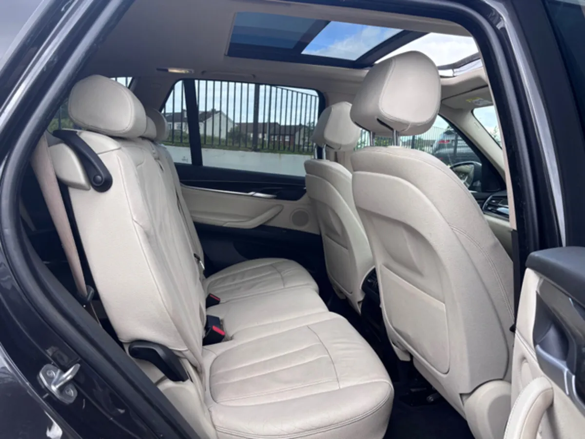 BMW X5 SDRIVE 25d DIESEL 7 SEATER // PAN SUNROOF - Image 4