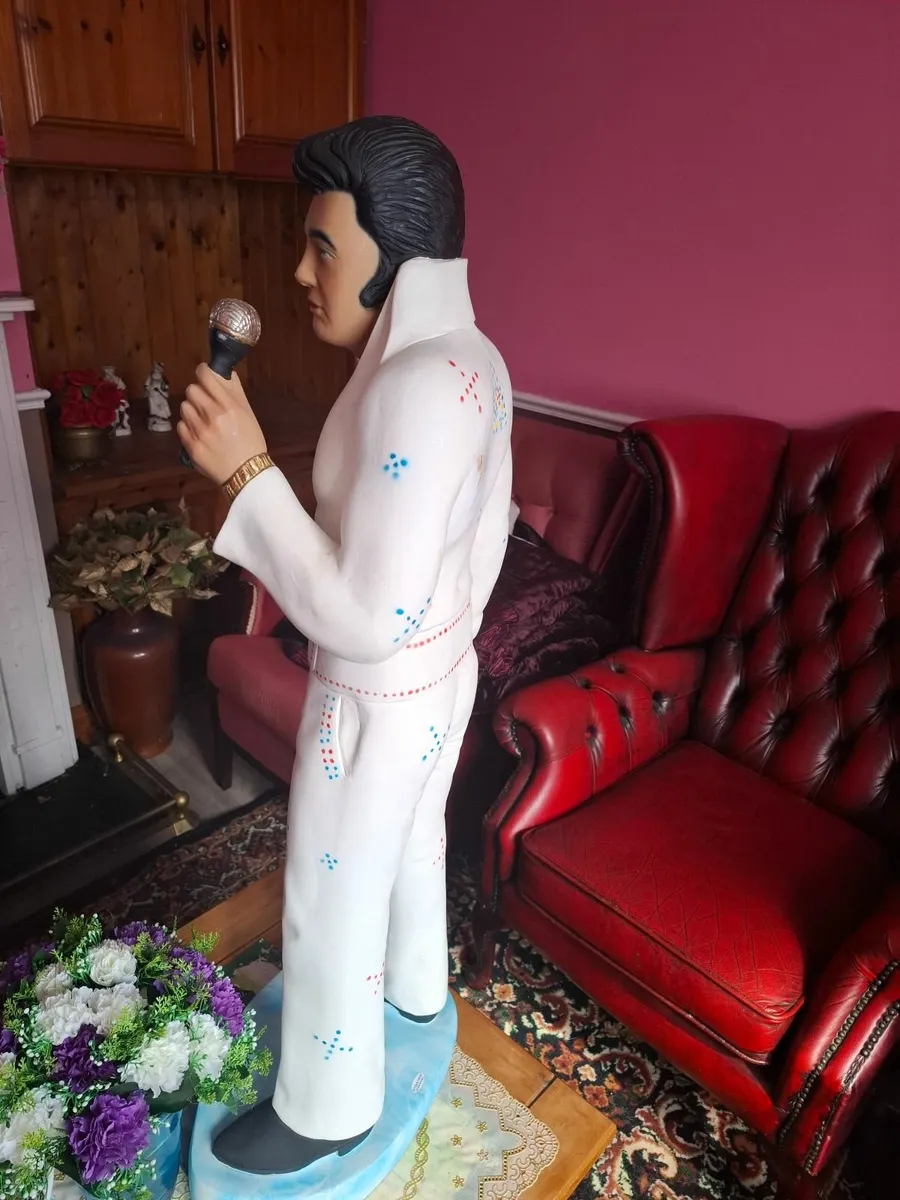 Elvis statue - Image 3
