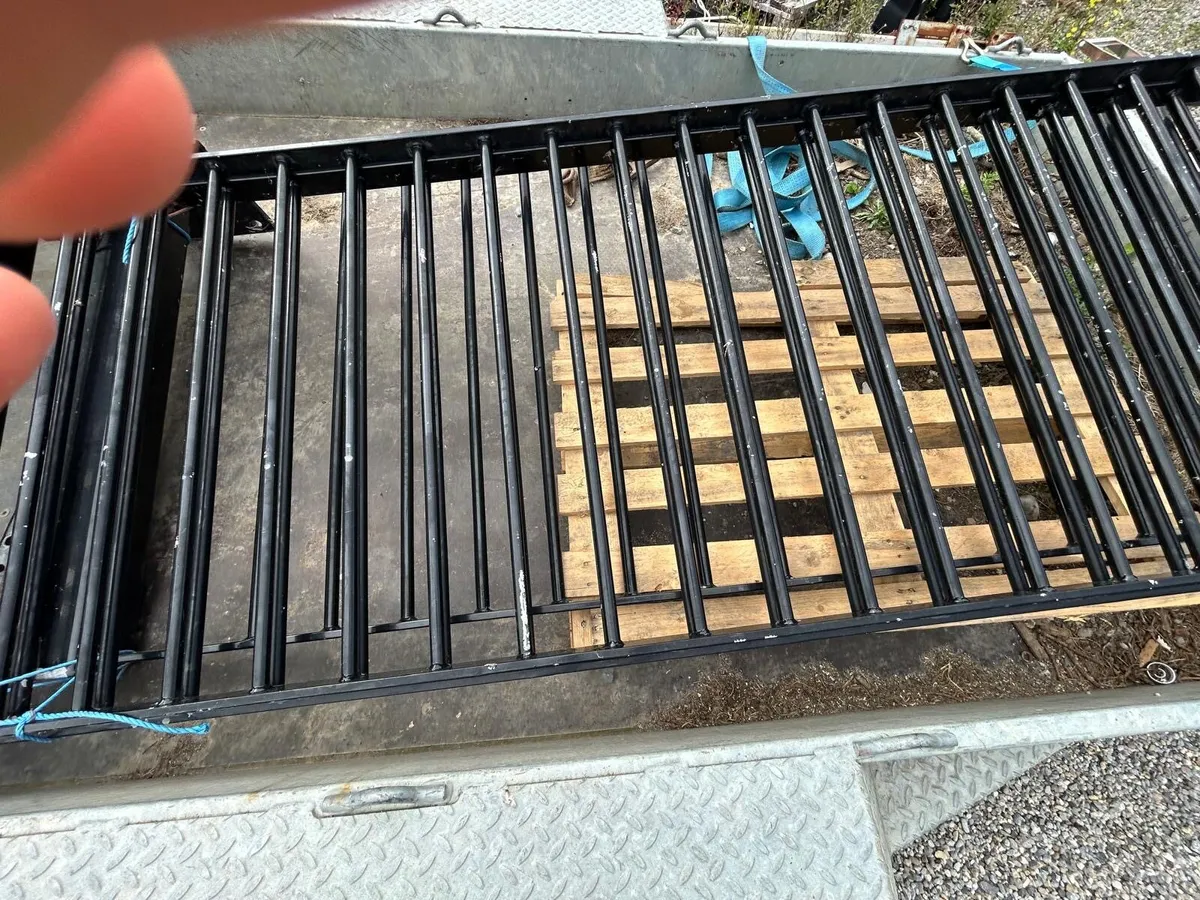 Heavy Duty Railing - Image 3