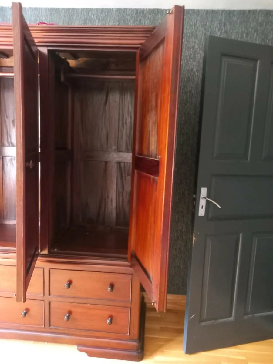 Rosewood solid mahogany treble wardrobe - Image 2