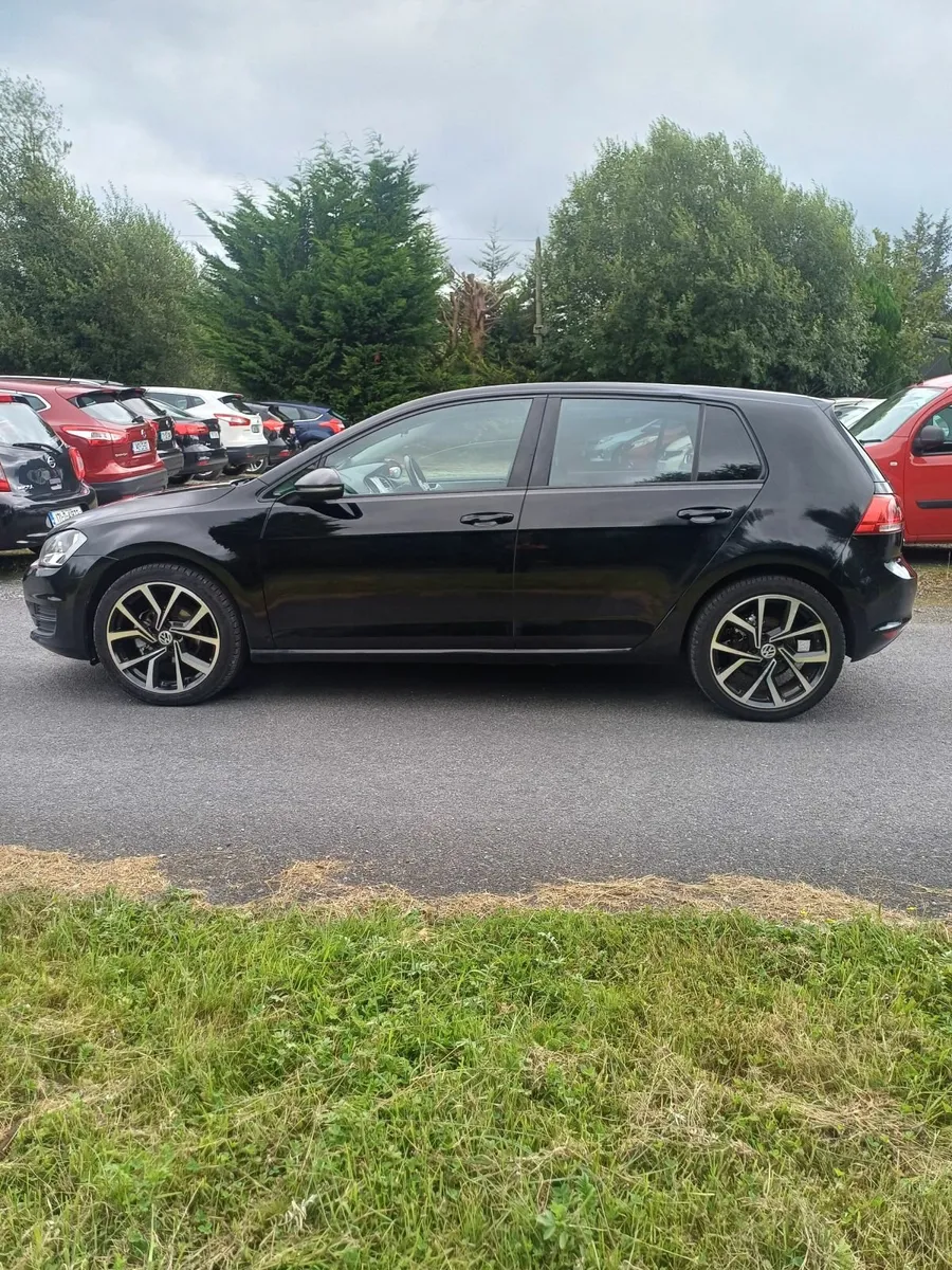 Volkswagen Golf 2016 - Image 2