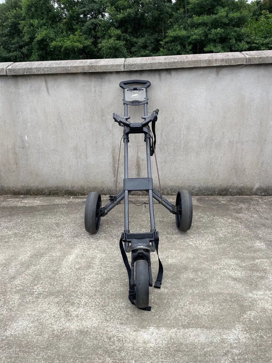 Powakaddy golf trolley - Image 1