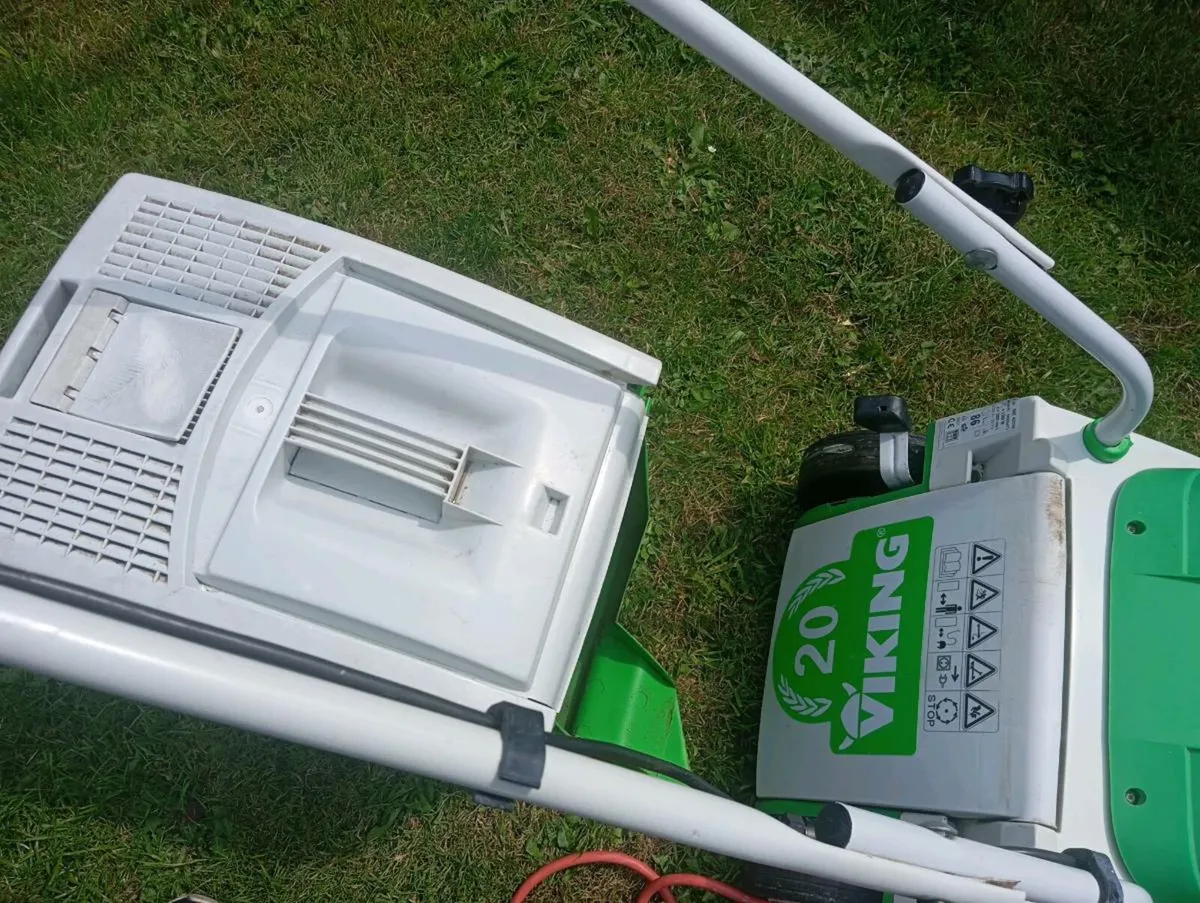 Viking/Stihl electric lawnmower - Image 4