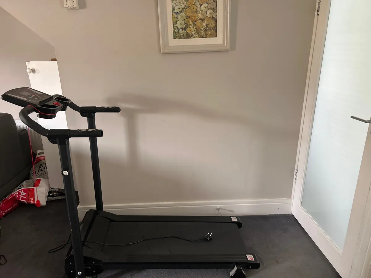 Treadmill - Image 1