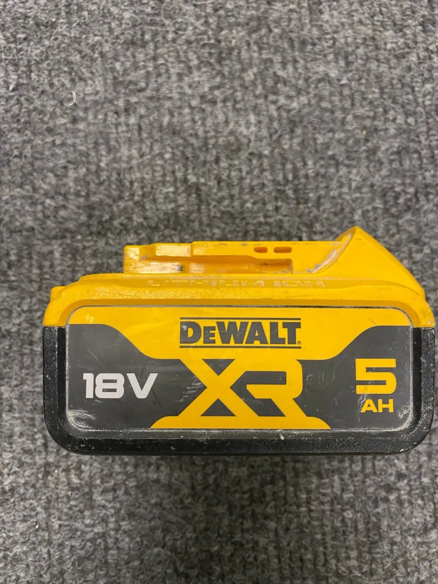 Dewalt 5AH Battery - Image 2