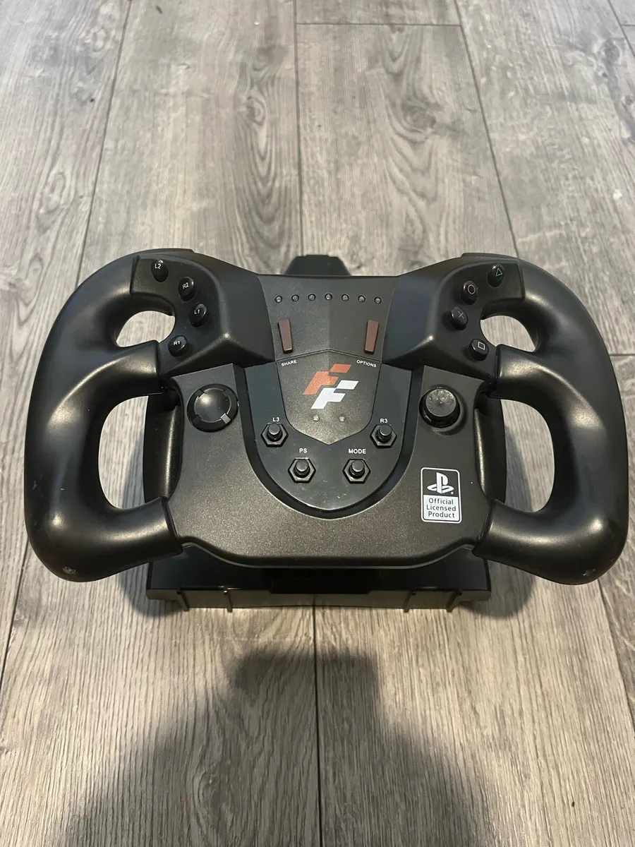 Racing wheel with pedals - Image 2