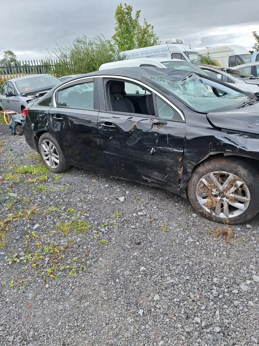2011 peugeot 508 and 2014 5008 - Image 2