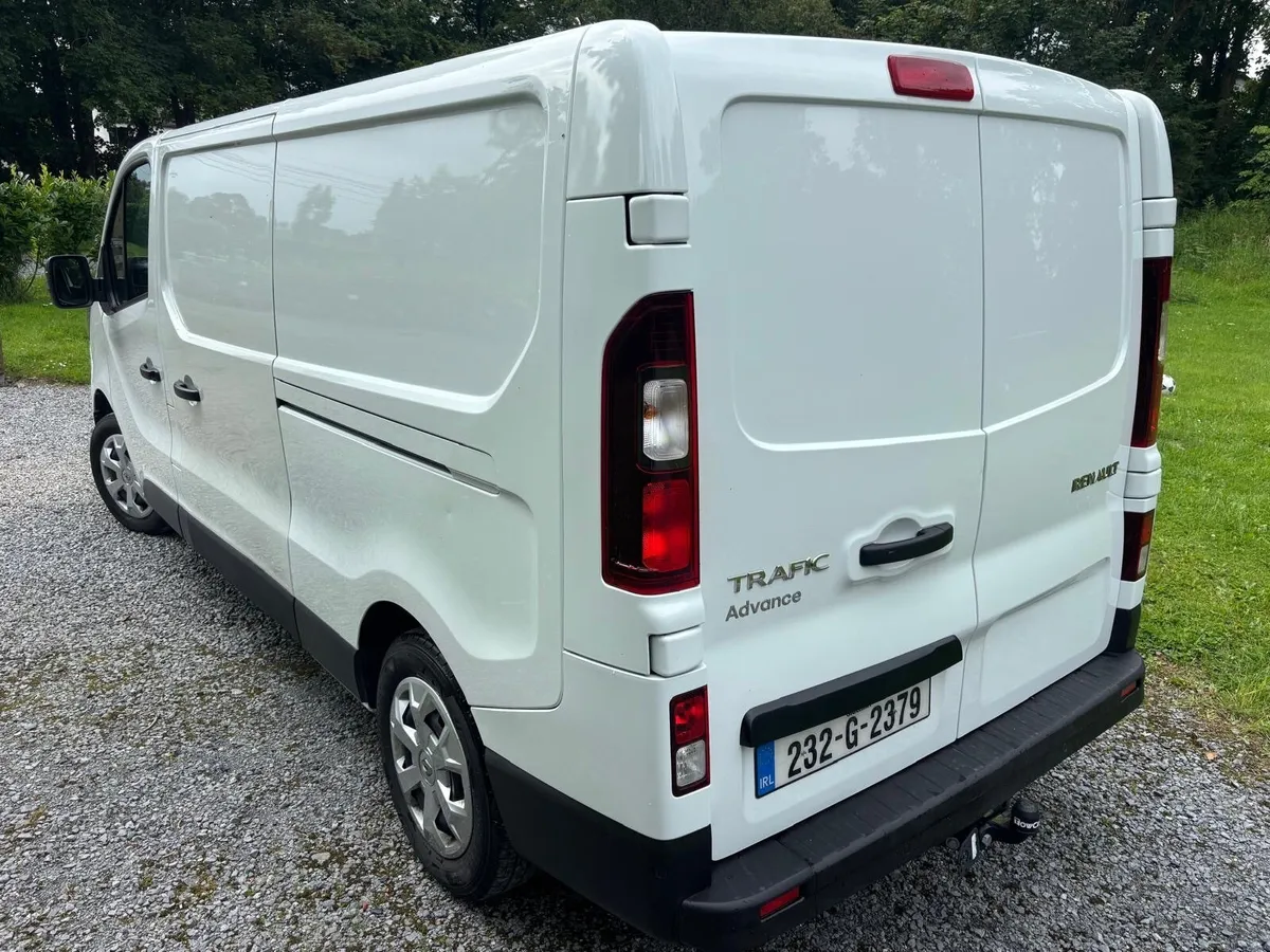 Renault Trafic 2023 - Image 3