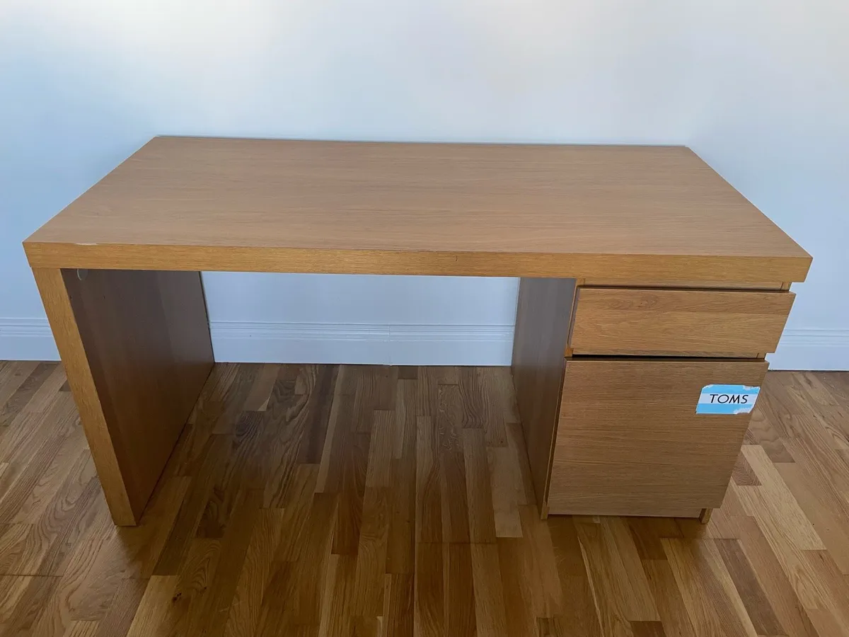 Desk - Image 1