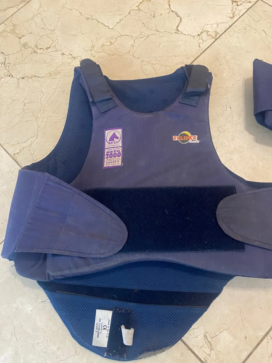 Horse riding kids back protectors - Image 3