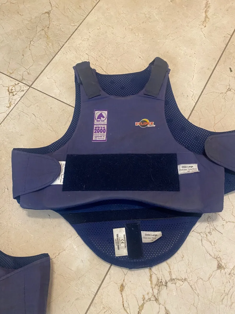 Horse riding kids back protectors - Image 4