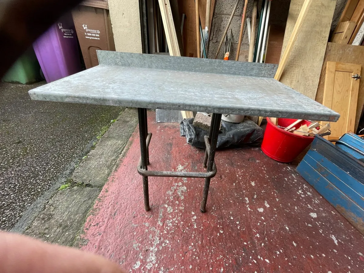 Steel Shelves - Galvanised - Image 2