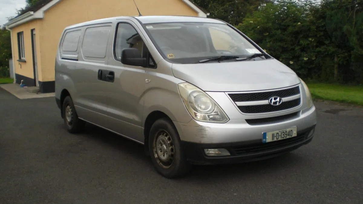 Hyundai H1 2011 - Image 1