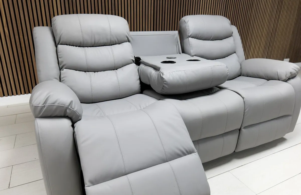 Roma Wireless Light Grey Leather Recliner Sofa Set - Image 3