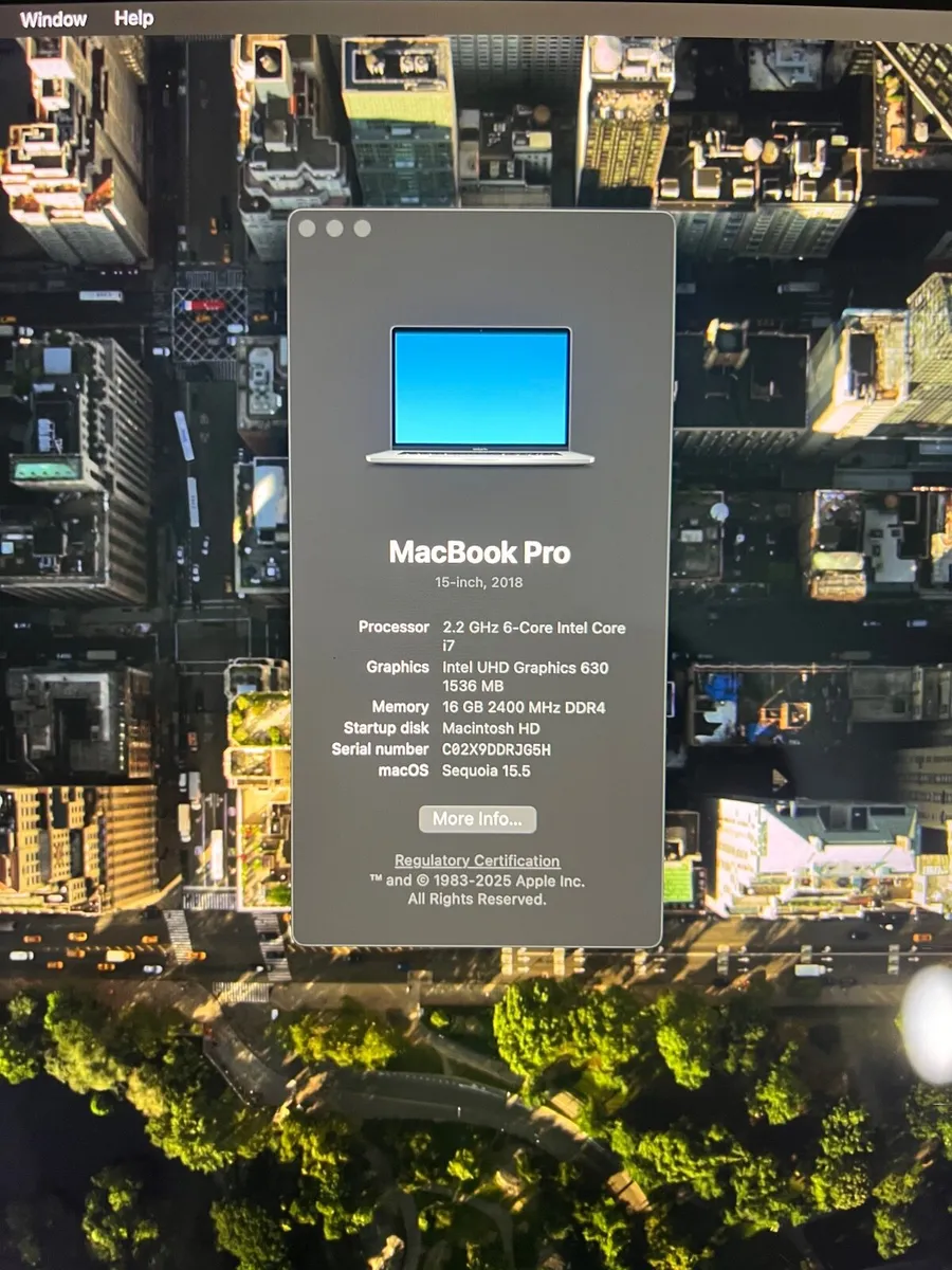 15’ MacBook Pro 2018 - Image 1