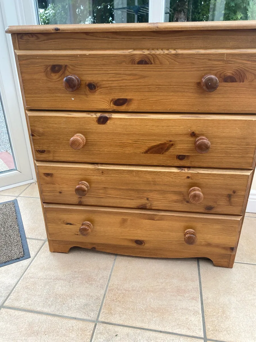 Chest drawers