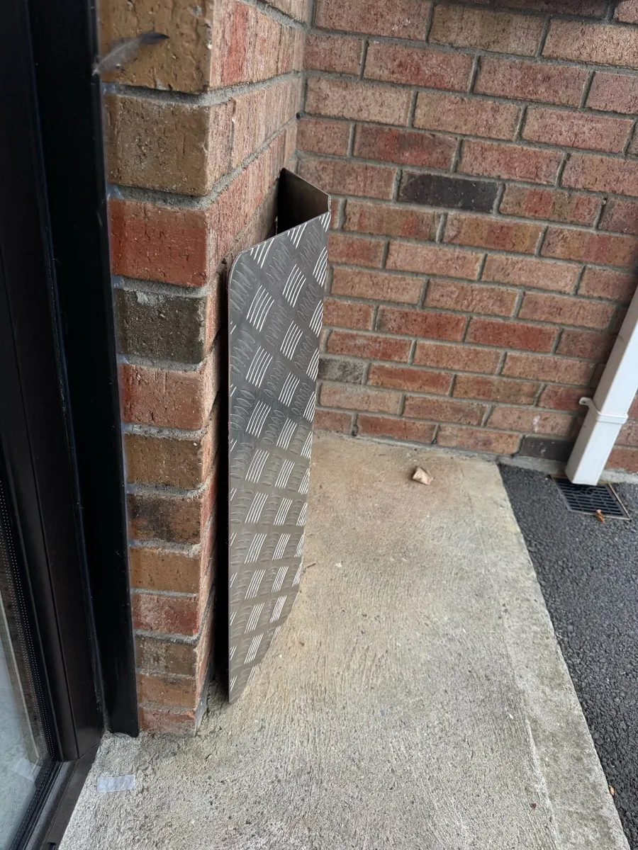 wheelchair ramp - Image 2