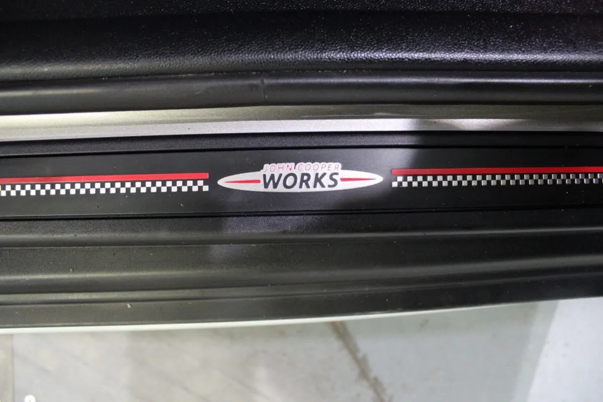 MINI COUNTRYMAN Cooper D Sport Automatic Cooper W - Image 4