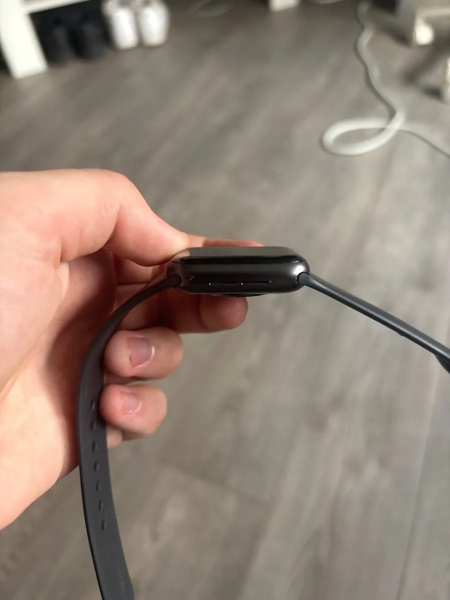 Apple Watch Series 6 40mm - Image 2