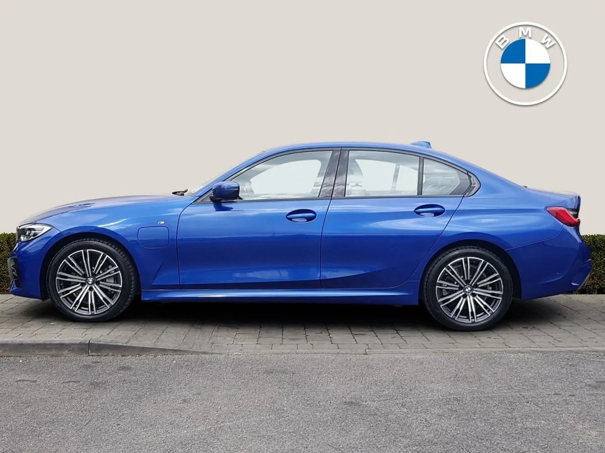 BMW 3 Series 330e M Sport Auto - Image 3