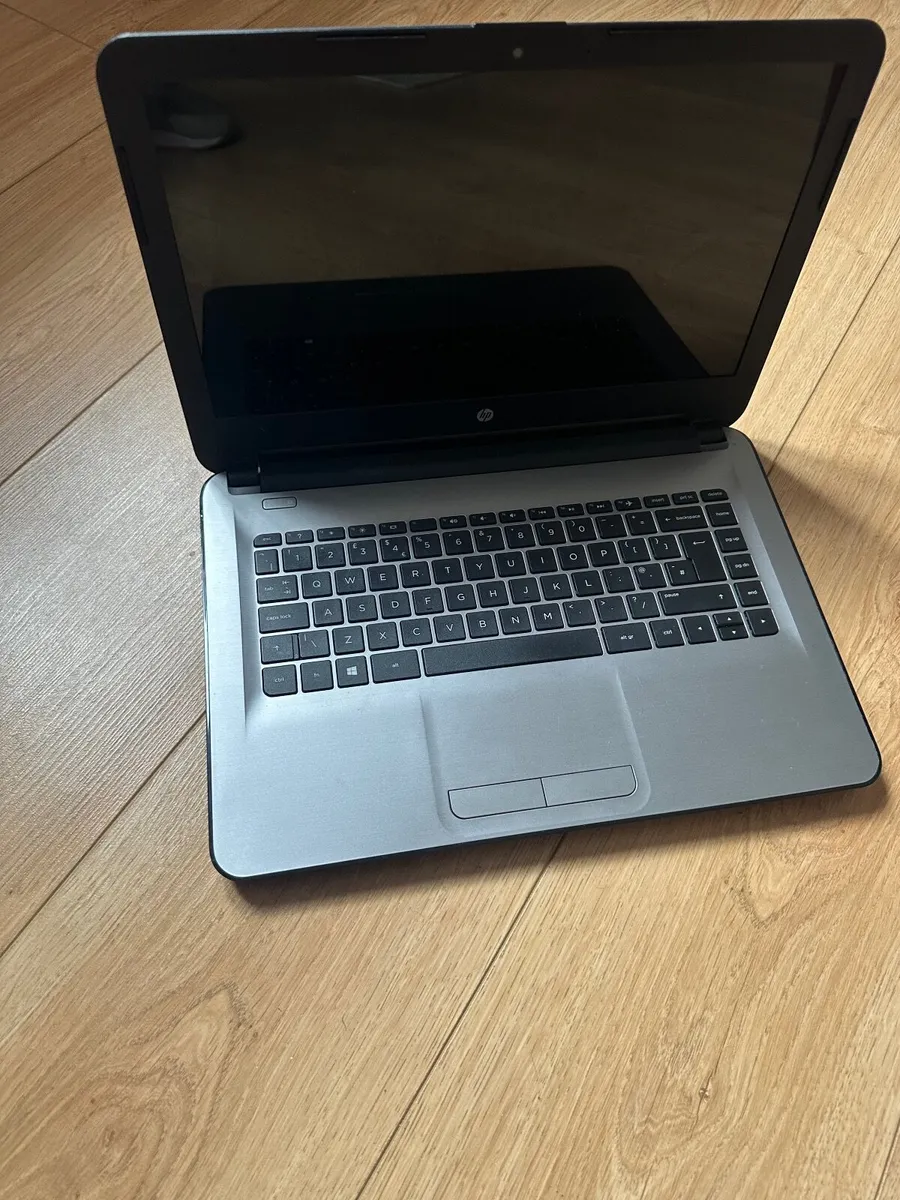 Laptop - Image 2