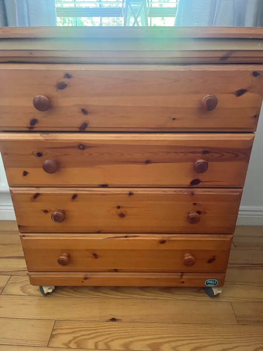Baby changing unit - Image 1