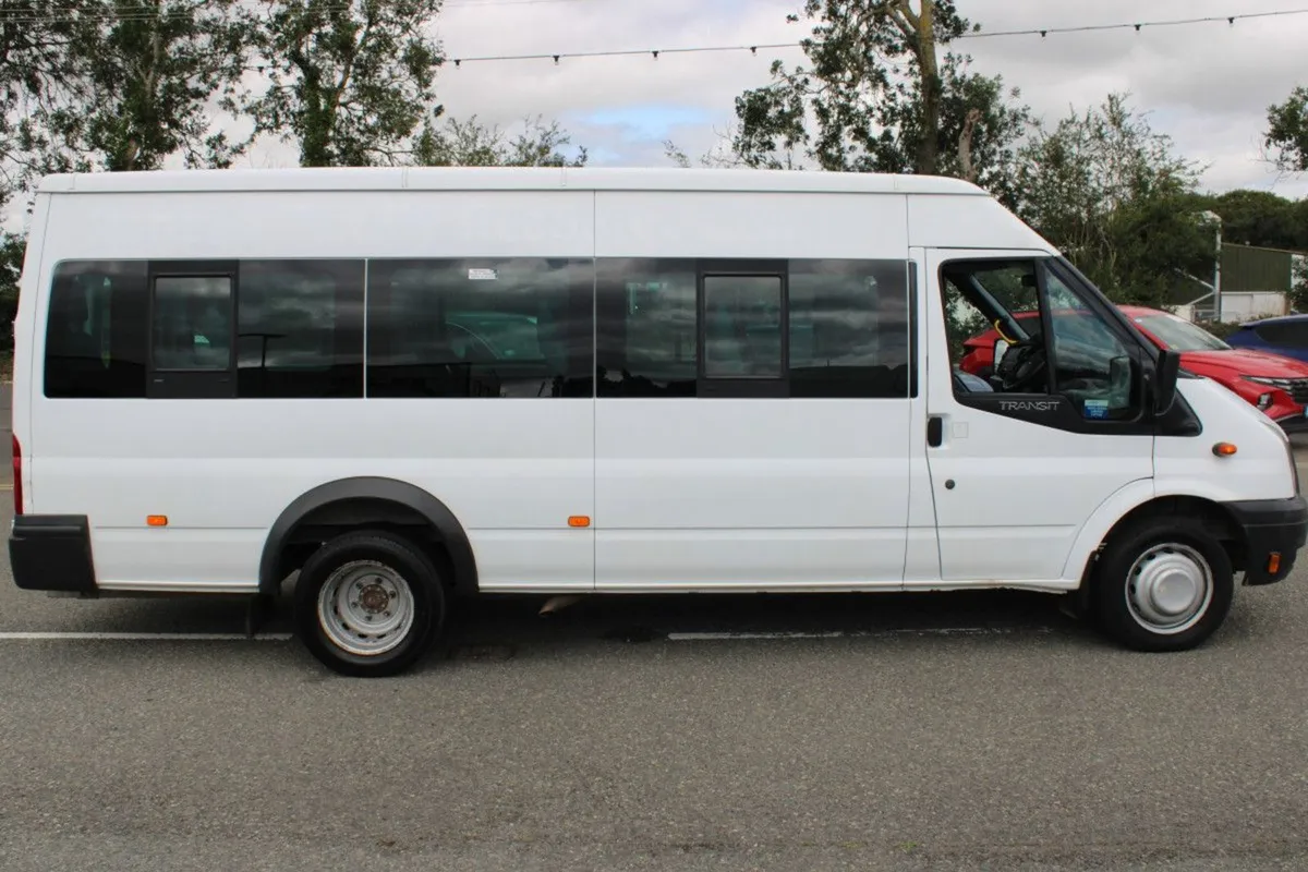 Ford Transit Transit T430 RWD 135 12 Seat BUS - Image 3