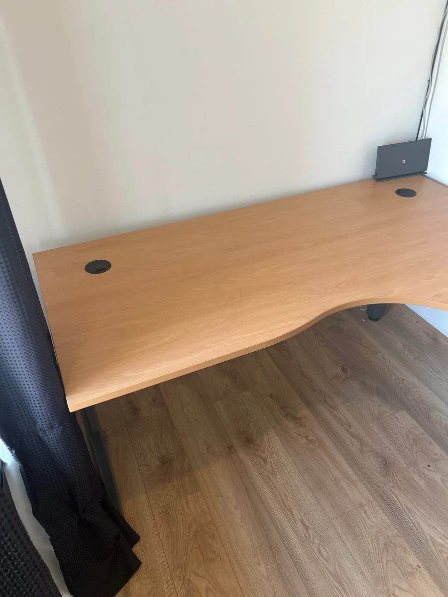 Office Desk - Image 3