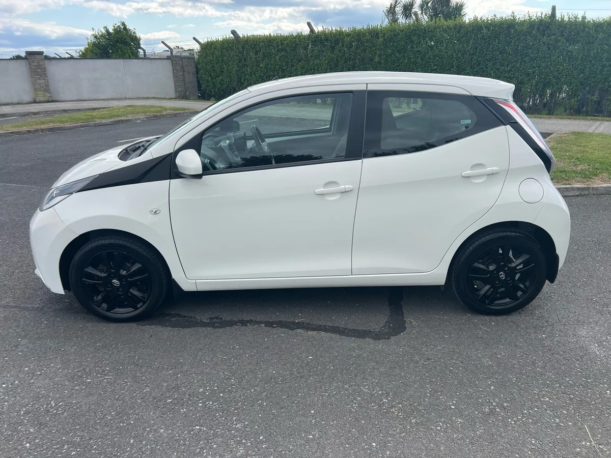Toyota Aygo 1.0 5dr NEW NCT 07/2027 - Image 4