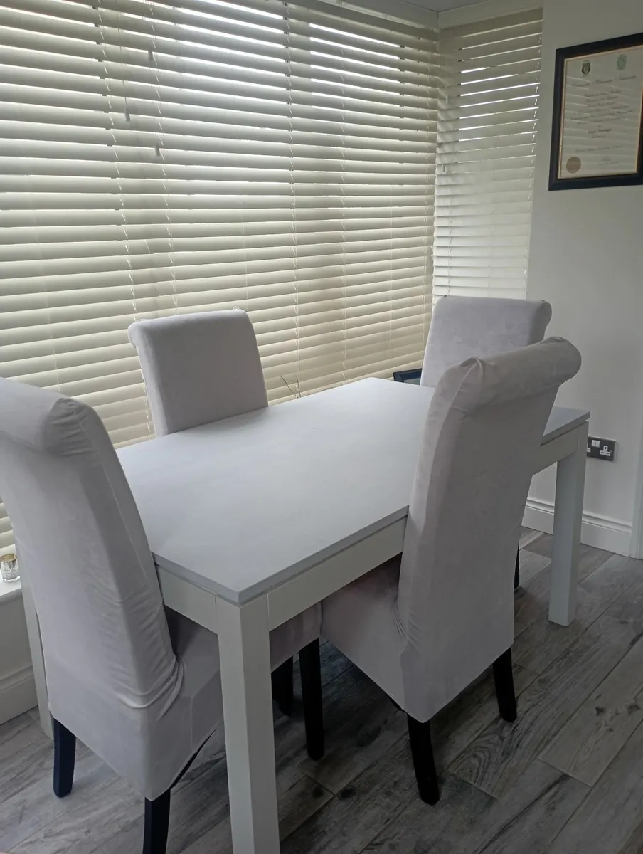 Dining table and chairs - Image 2