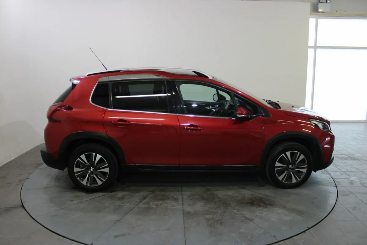 Peugeot 2008 1.2 Puretech 82bhp Allure - Image 3