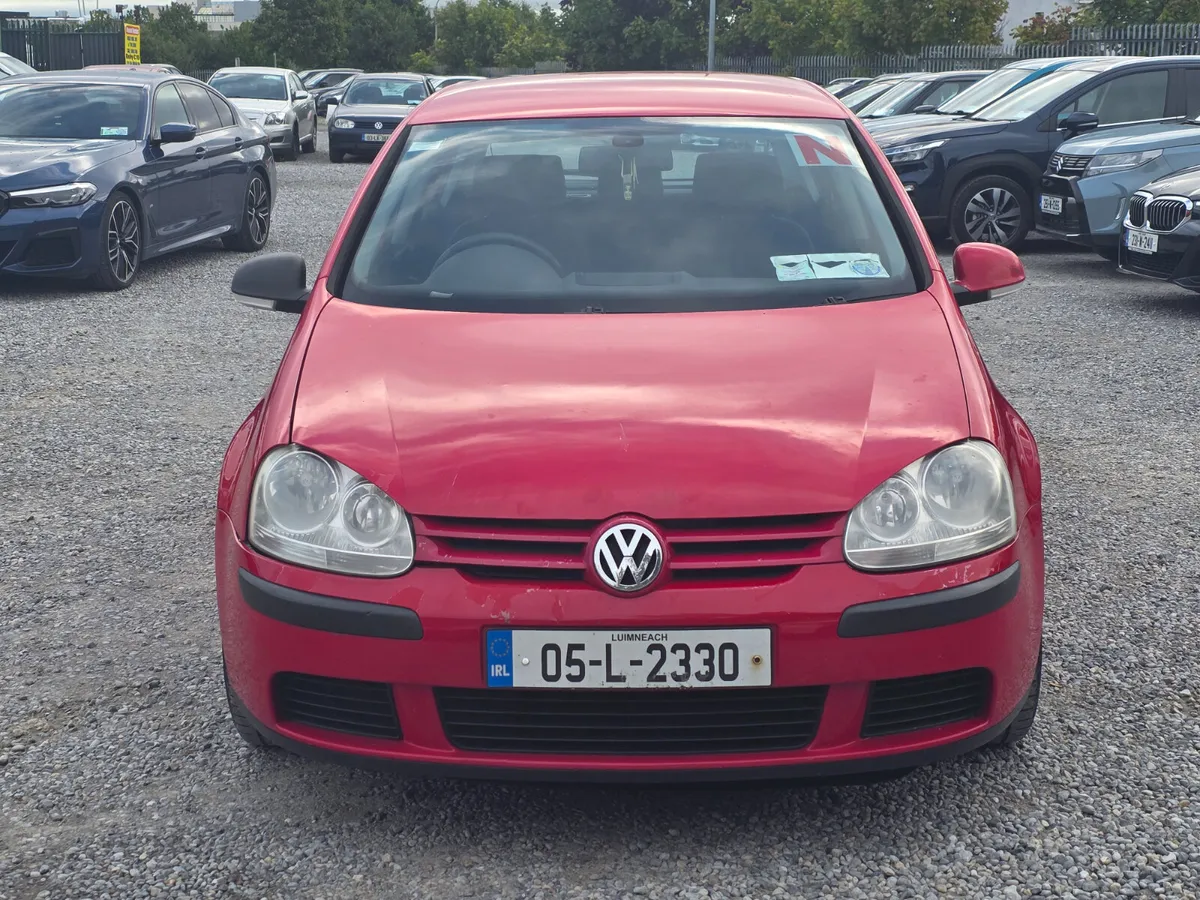 Volkswagen Golf 2005 - Image 2