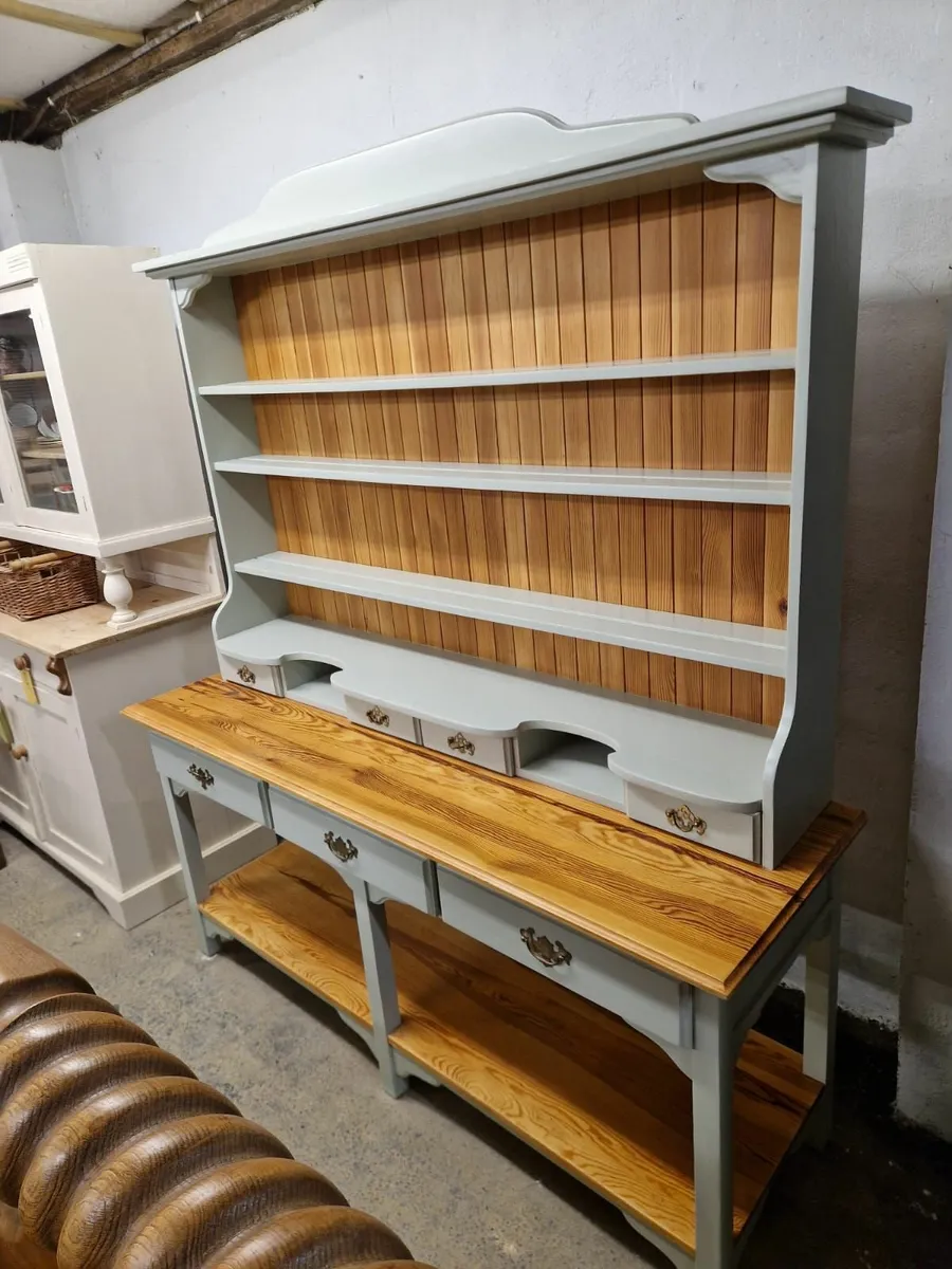 Large vintage pine kitchen dresser, sage green - Image 4