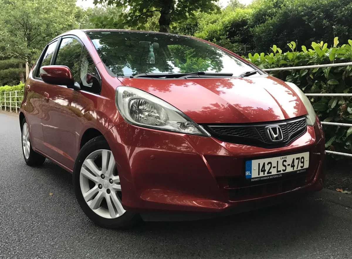 Honda Jazz 2014  1.4 i-VTEC DELUXE EDITION - Image 1