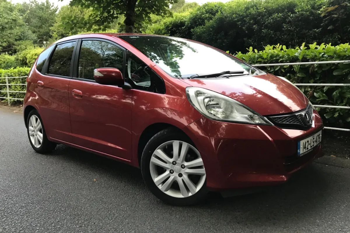 Honda Jazz 2014  1.4 i-VTEC DELUXE EDITION - Image 3