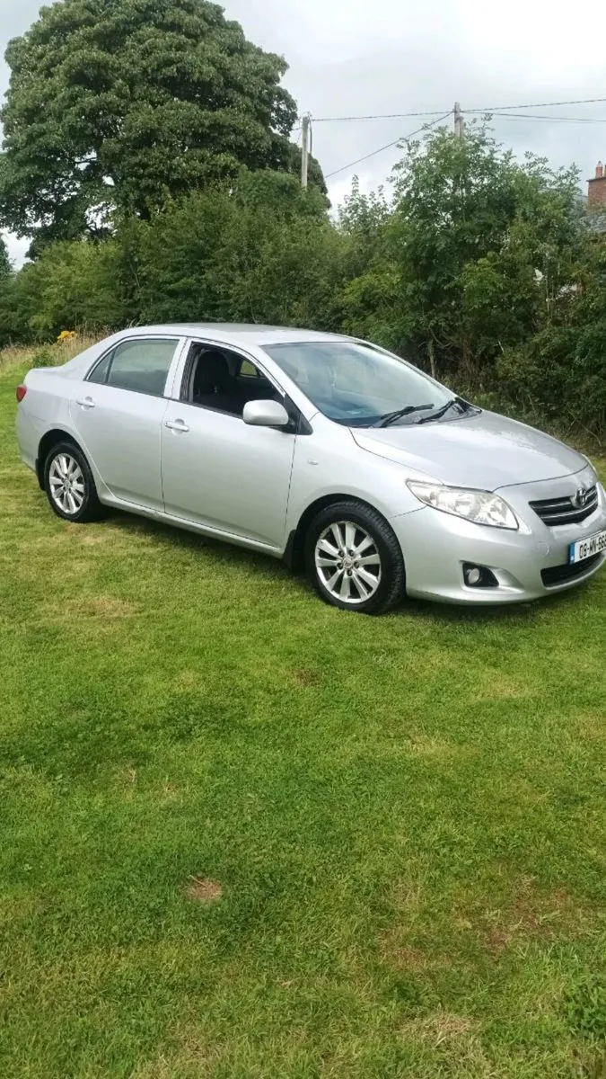 Toyota corolla - Image 2