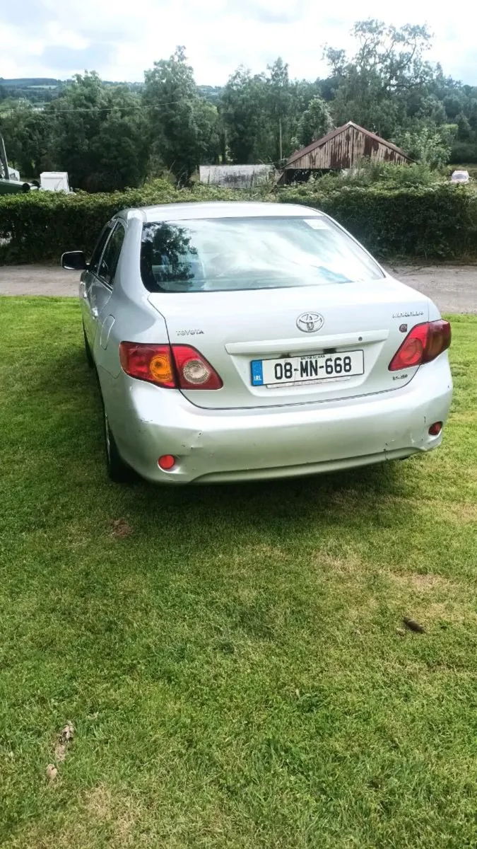 Toyota corolla - Image 3