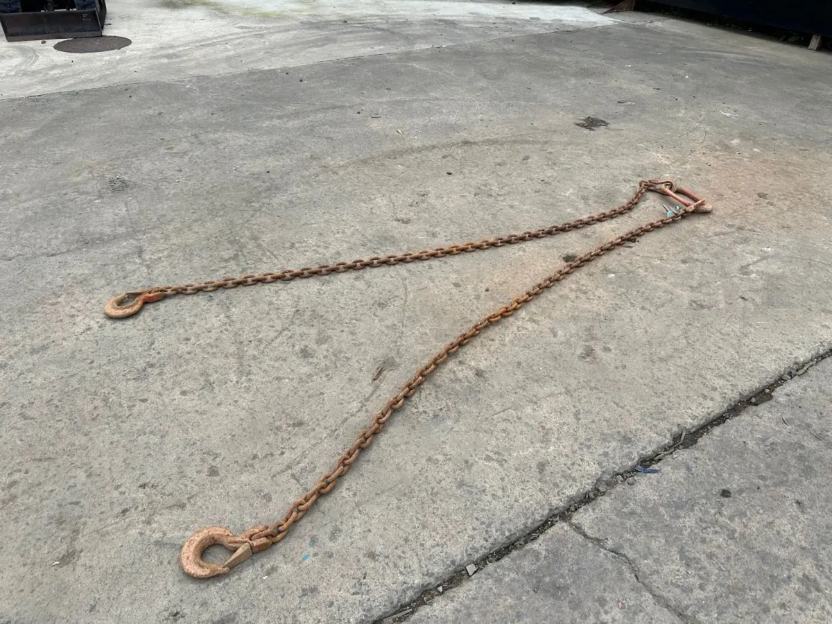 2.8 Metre ...7.5 TON ...lifting chains 2 LEG .... - Image 2