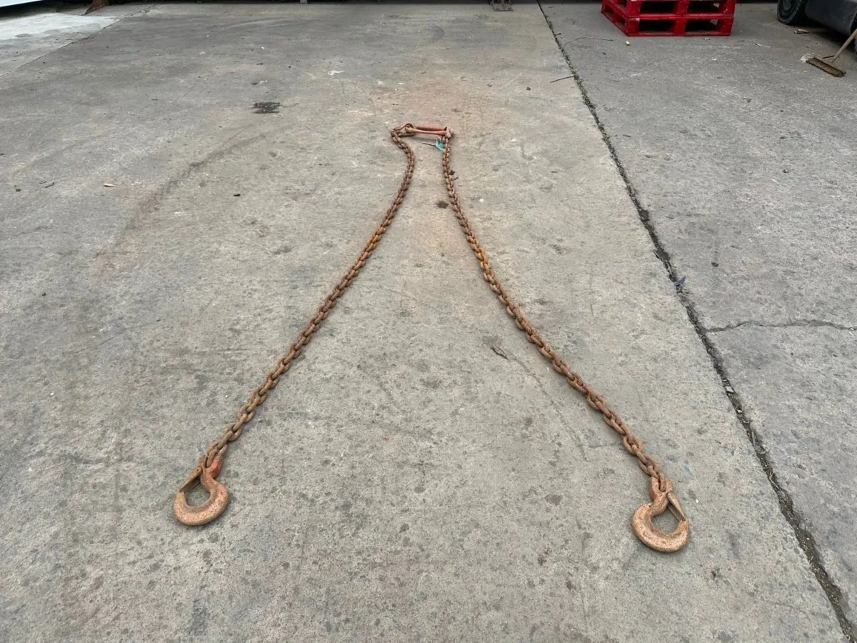 2.8 Metre ...7.5 TON ...lifting chains 2 LEG .... - Image 3