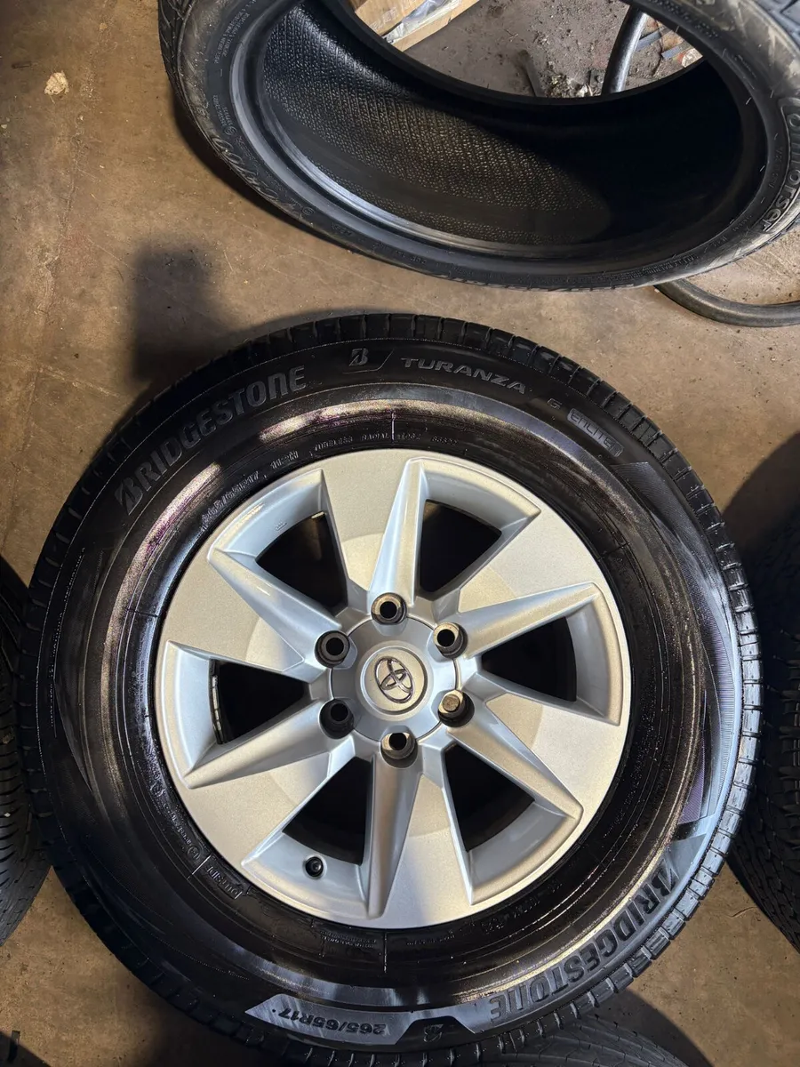 17inch hilux Land Cruiser alloy wheels - Image 2
