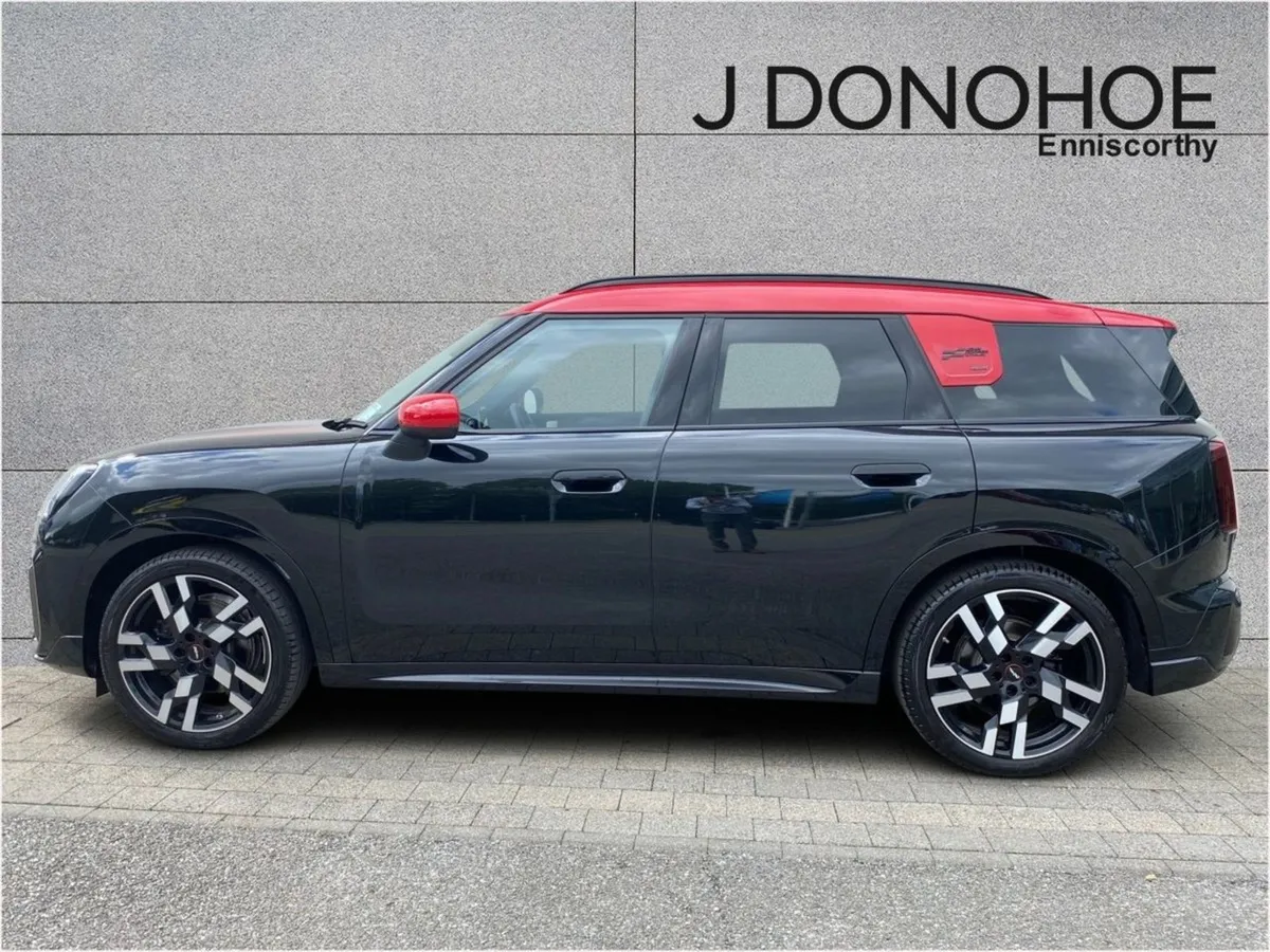 MINI COUNTRYMAN Cooper Classic E - Image 3