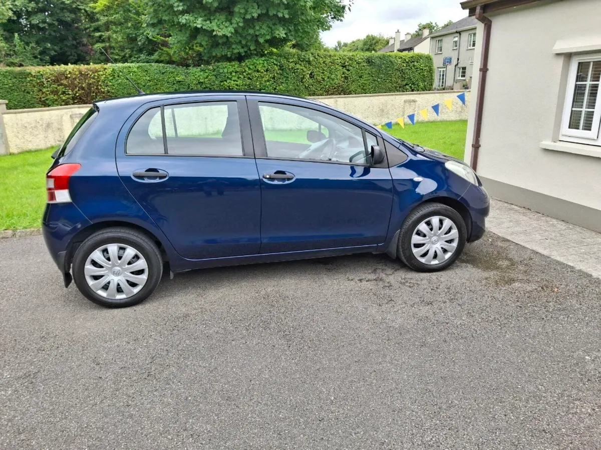 Toyota Yaris 2010 - Image 3