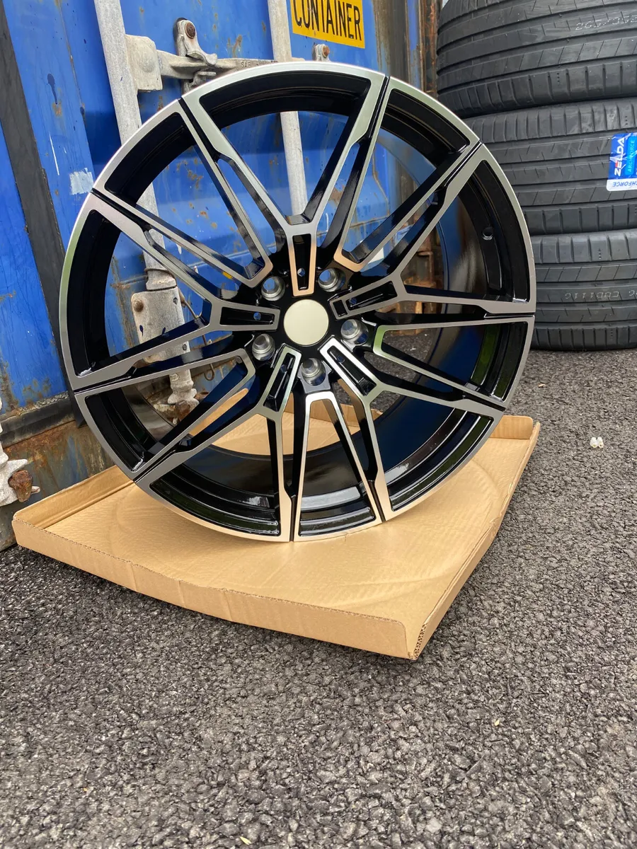 20inch BMW style alloy wheels and tyres - Image 2