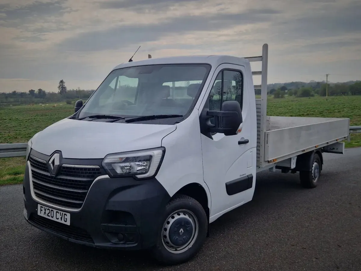 landscaping Renault Master  Flatbed - Image 1