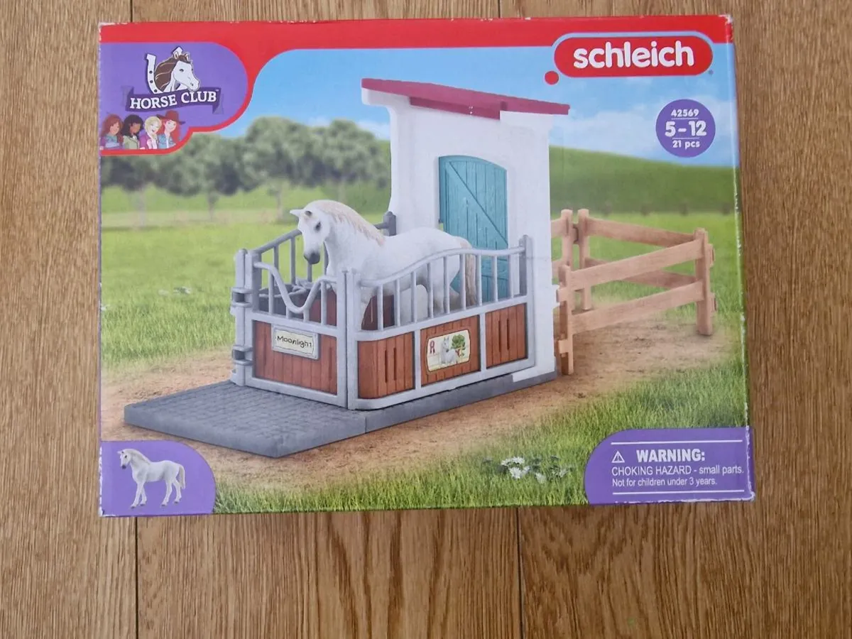 Schleich Horse Club Stall Extension 42569 W StaLL - Image 1