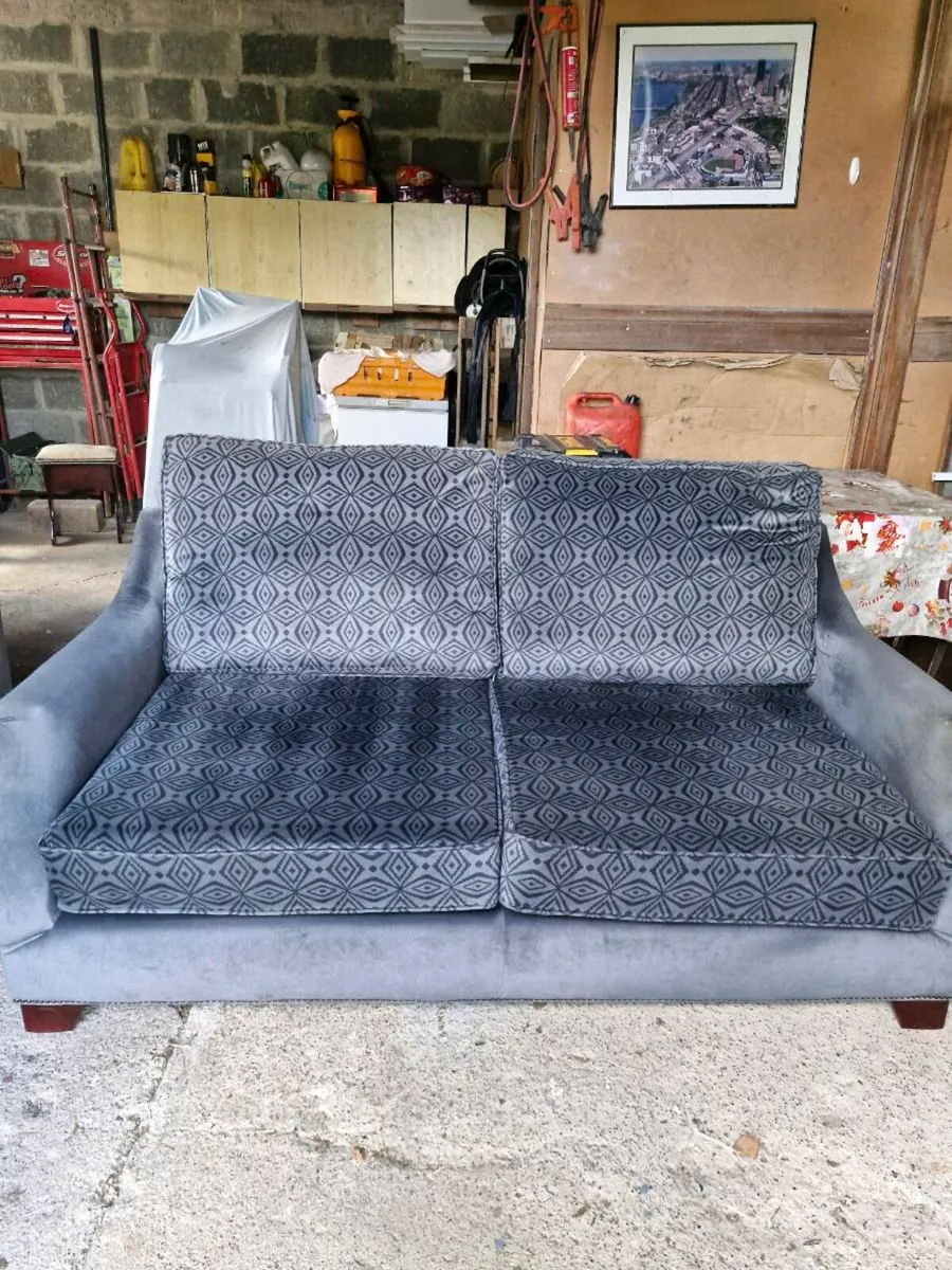 Sofa - Image 4