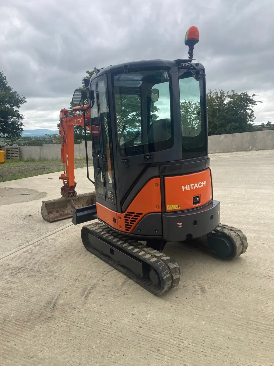Hitachi zx22u - Image 4